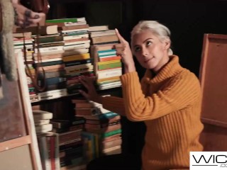 Cute blonde Veronica Leal getting banged by a tattooed guy